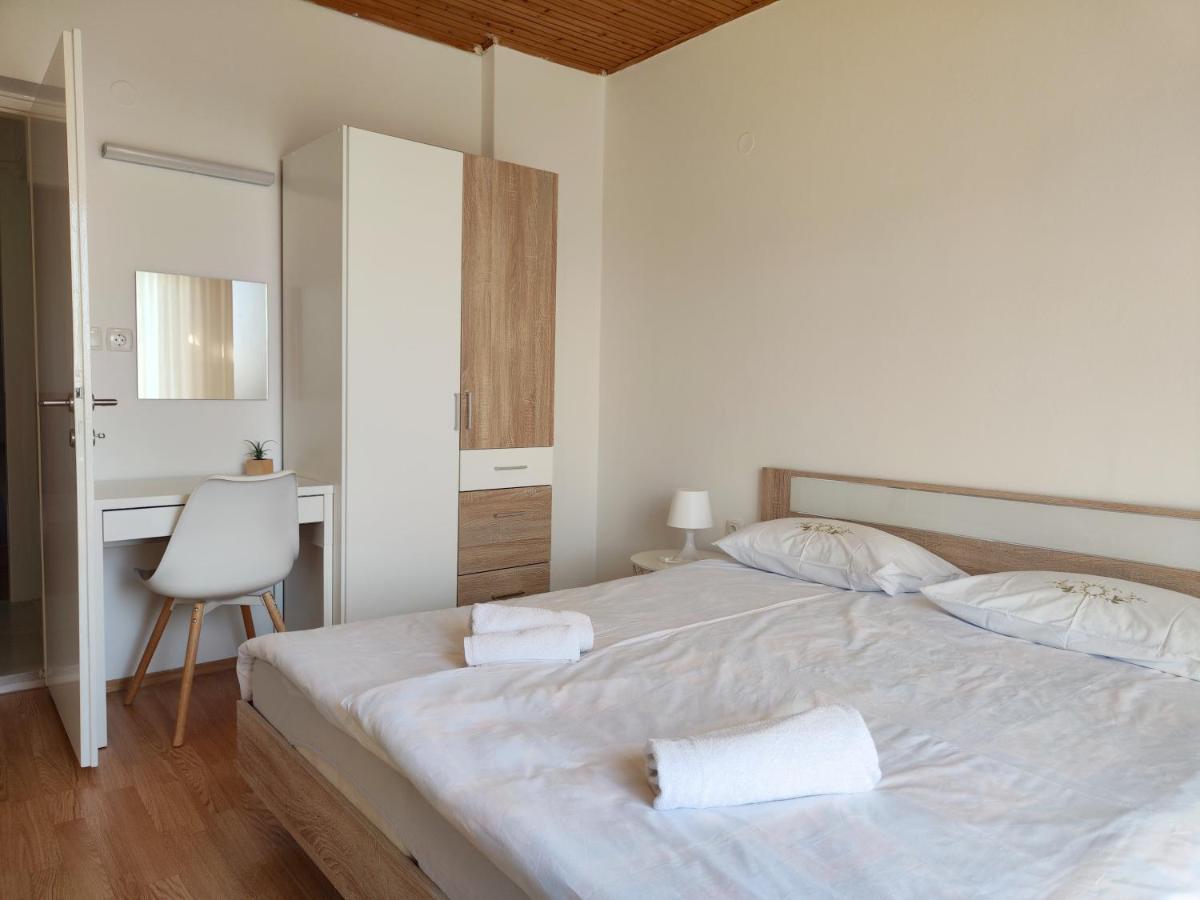 Padova I And Ii Apartment Rab Town